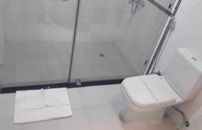 Swan Towers - Photo 20