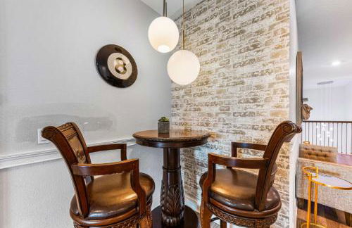 Happiest Home on Earth - Custom Pirate & Nature Bunks 8 King Suites Theater & Pool - Foto 71