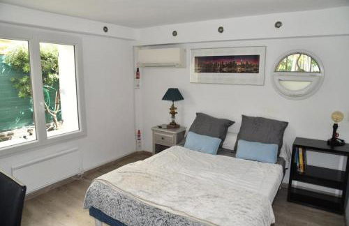 Rez de chaussée de Villa Marseille 9ème - Foto 10