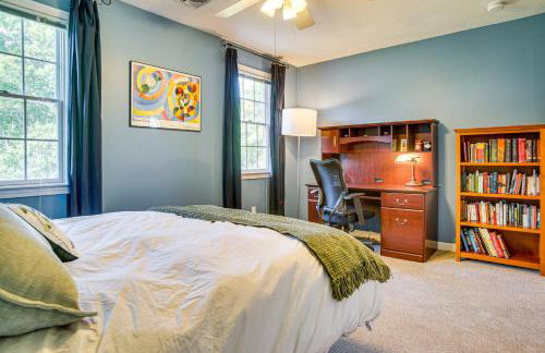 3 Mi to Megansett Beach Home with Pool and Game Room - Foto 23