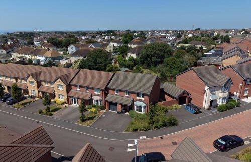 Contractor 4 Bed 2 BA 5 mins to Airport & Barry With Parking - Foto 78