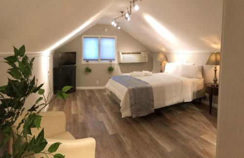 Snug Studio Retreat- Near to Aviation museum and Highway - Foto 6