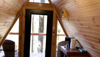 Cozy Tree Cabin with Wonderful Views from the Deck by Tappan Lake in Ohio - Foto 4