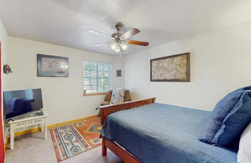 The Western Nest - Photo 16