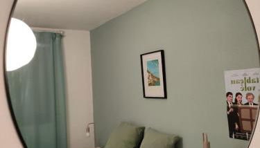 Maison Médicis - T5 Spacieuse et Calme en Ville - Emplacement Idéal - Photo 4