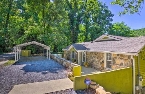 Stunning Mtn Views! Group Getaway in Chimney Rock - Foto 28