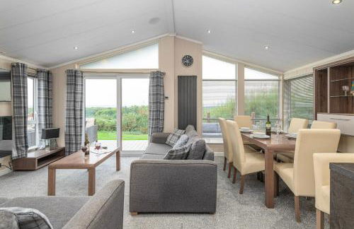 Stables 30, 3 Bed Luxury Lodge at Hafan y Mor - Foto 42