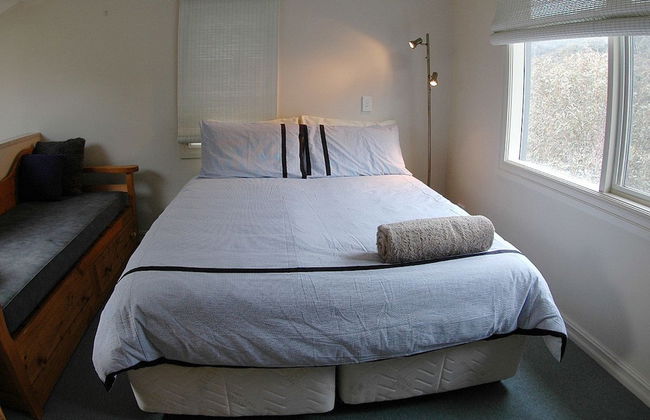 Three Bears 3 - Photo 2