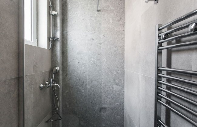 Celestial 3BR Apartment with Balcony - Foto 32