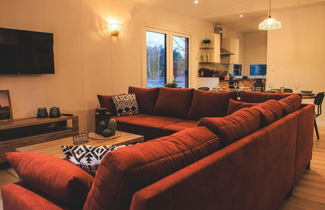 Modern Holiday Home With Infrared Sauna - Photo 8