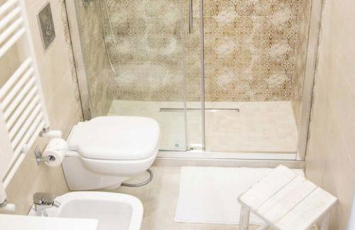 WHITE SOFIA - uno sguardo sul mare - Foto 6