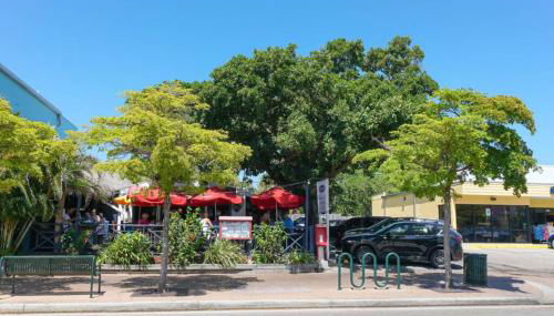 Siesta Key Village-Suite #3: A Block to the Beach! - Foto 4