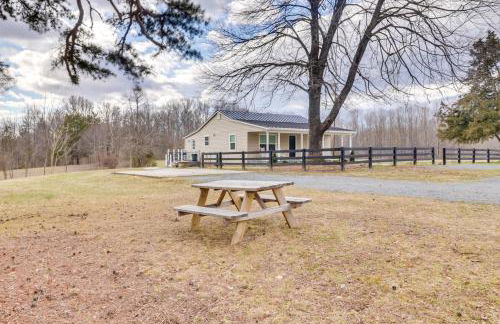 Orange Cottage with Hiking Access 1 Mi to Lake Anna - Photo 23