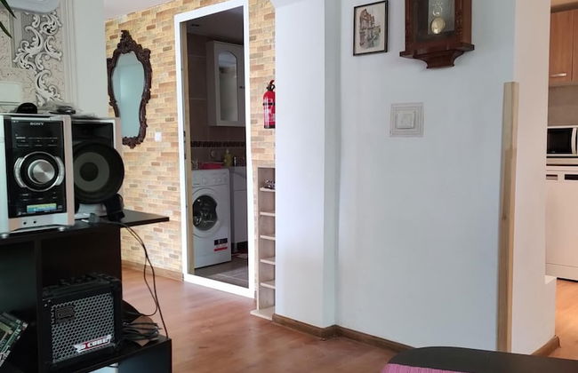 2 Bed Villa - Sleeps 7 - Private Garden - Parking - Photo 11