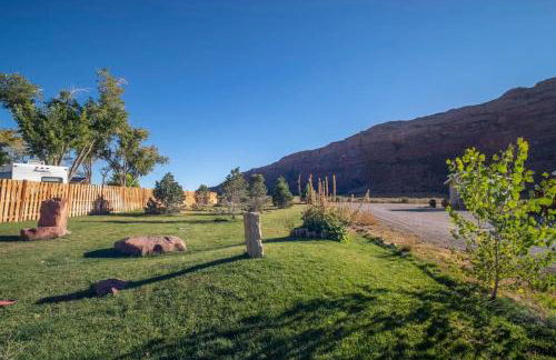 Redrock Moab Tiny House w Large Loft Site 8 - Foto 4