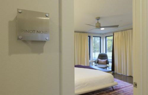 Green Acres - Serene Luxury Wine Country Retreat - Photo 37