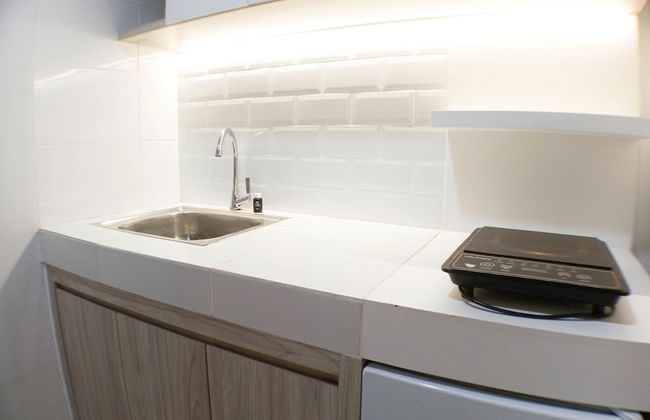 Relaxing Studio At The Alton Apartment - Photo 8