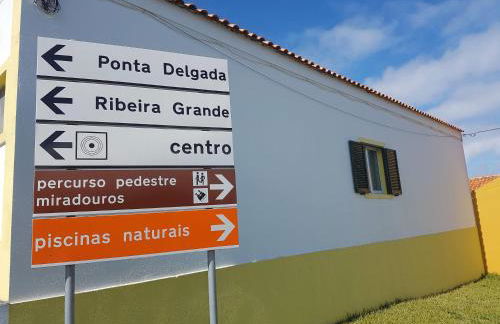 Seaside Azores Villa with natural pool, terrace & barbecue - Photo 43