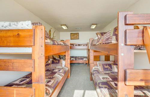 Mtn-View Gem on 20 Acres Patagonia Cabin Hideaway - Foto 18