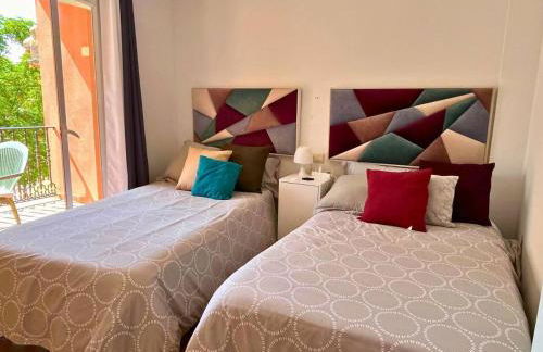 Home4u Calle Barcelona - Photo 4