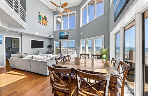 Oceanfront Galveston Beach House Steps to Sand! - Foto 7