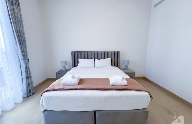 Stunning Beach View Apt. with Balcony Jumeirah La Mer - Photo 5