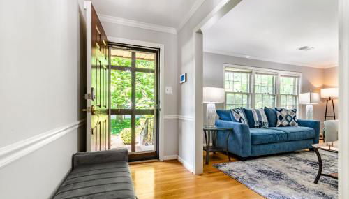 Southern Charm 2BR Greensboro Nest - Photo 4