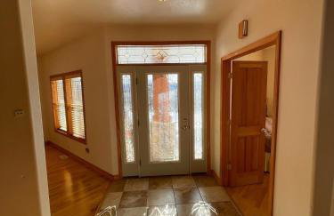 Spacious 5 BR on the Ranch - Foto 2