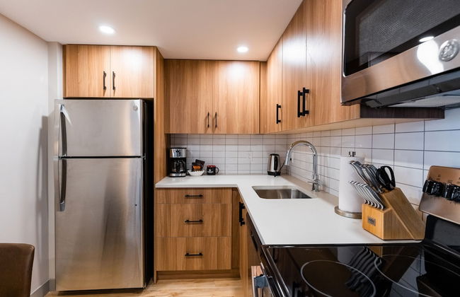 Basecamp Suites Banff - Photo 22