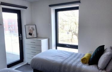 2 Bed Balcony Apt-Free Parking-Ideal for Work or Leisure - Foto 15