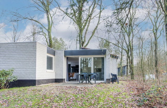 Restyled Bungalow With Dishwasher at the Kootwijkerzand - Photo 28