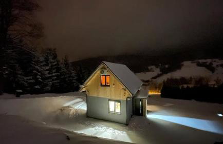 DOMKI NA SKARPIE - Foto 1