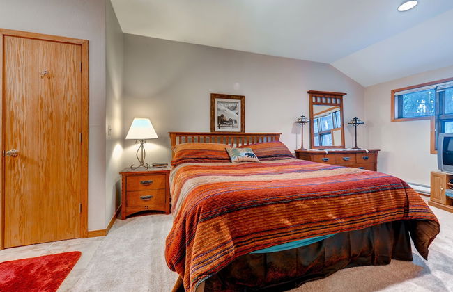 River Glen Condos by CRMR - Foto 4