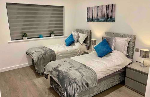 Luxury Accom with Amazing Views over Rudyard Lake - Photo 36