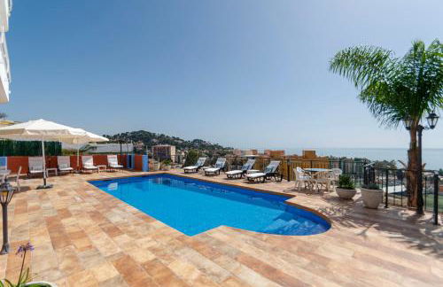 Mediterráneo Outdoor Pool - Photo 7