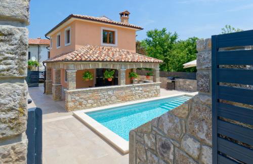 Holiday Home Pahari by Rent Istria - Photo 2