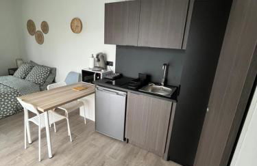 Studio proche des transports Tram ligne F et A - Foto 3