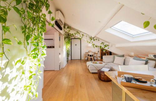 Bright penthouse attic in the heart of Milan - Photo 14
