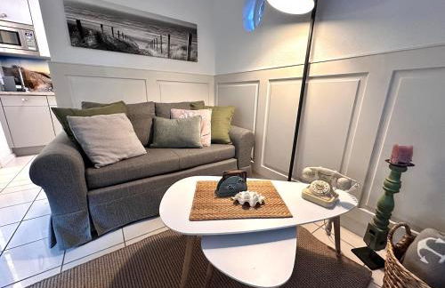 Sky & Sand Homes Eiderente I Kleine Auszeit unter Reet - ruhig & gemütlich - Photo 2