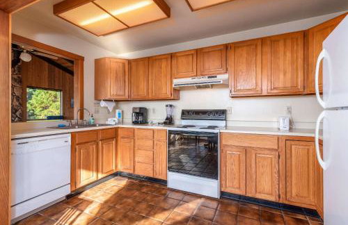 Albatross House with Ocean View Hot Tub - Foto 4