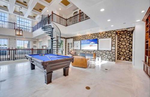 The Modern Castle Canal View Access Rooftop Living Greenhouse VlLLAS - Foto 24