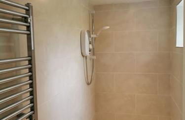 Couples Country Escape includes Private Indoor Pool and Hot tub in North Wales - Foto 38