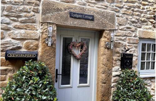 Lydgate Cottage - Photo 2