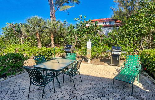 Cabana Beach Club by RVA - Photo 48