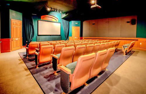 Magical Getaway Close to Disney! Pool, Gym, & WiFi - Photo 31