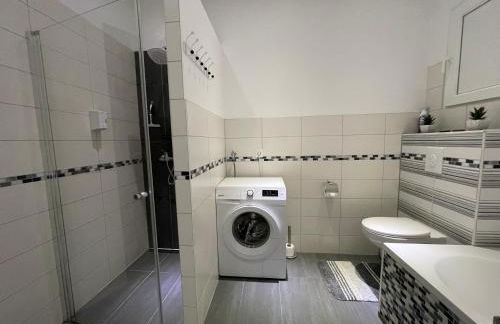 Maria's Ferienwohnung - Modernität trifft Eleganz - Foto 17