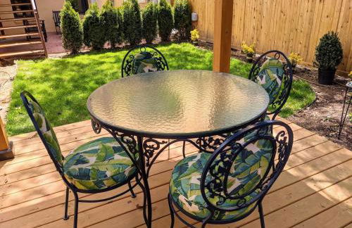 Luxury duplex in 1880s brownstone w private garden - Foto 25