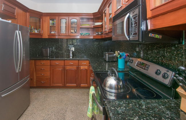 Lawson Rock - Parrotfish 106 - Foto 8