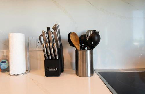 Snazzy 3BR Apt Hollywood with Pool & Spa - Foto 41