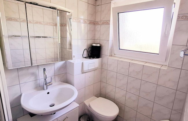 Einladender Bungalow in Kropelin mit Terrasse - Foto 13